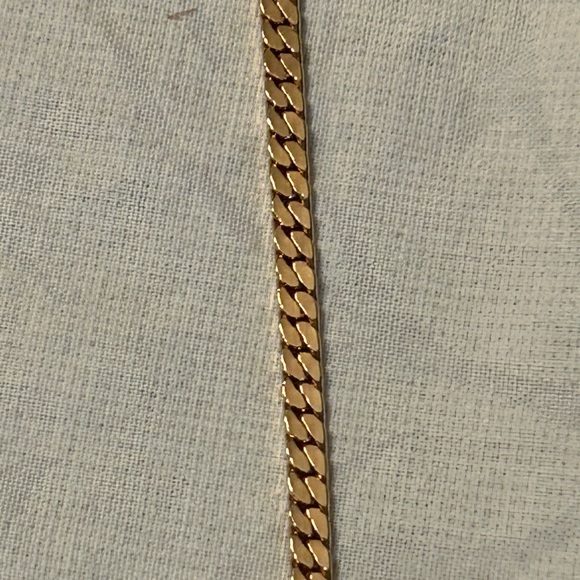 🎅🏻 VINTAGE SIGNED AVON 16.5” HEAVY GOLD CHAIN/2.5”ENAMELED PENDANT - Picture 7 of 9